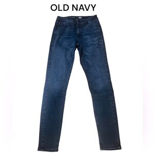 OLD NAVY rockstar super skinny jeans.
